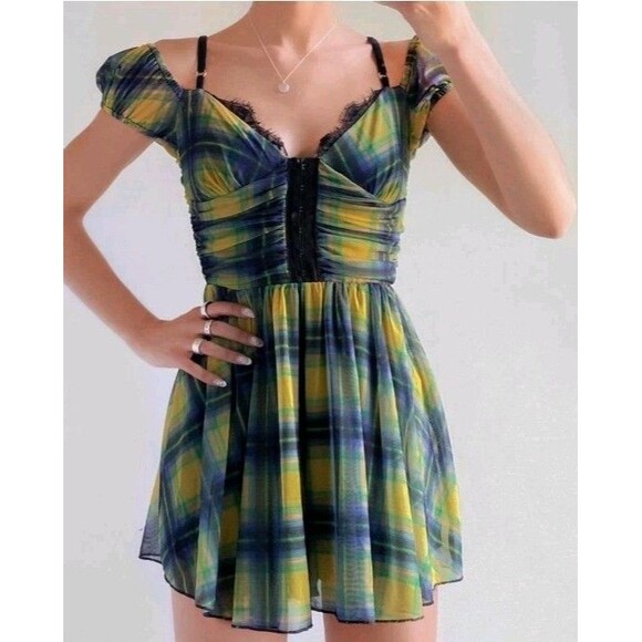 Urban Outfitters Tula Layered Mesh Playsuit  Romper Size Medium Plaid Smock Nwt - Picture 1 of 8
